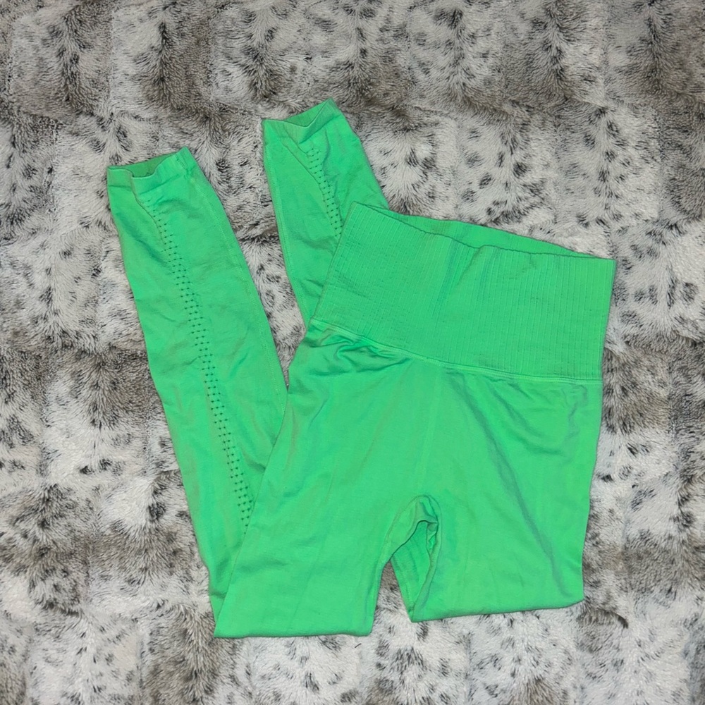 🆕 2/$60 NWOT Free People Movement Good Karma High Rise Leggings Fresh Cut Green - Picture 4 of 8